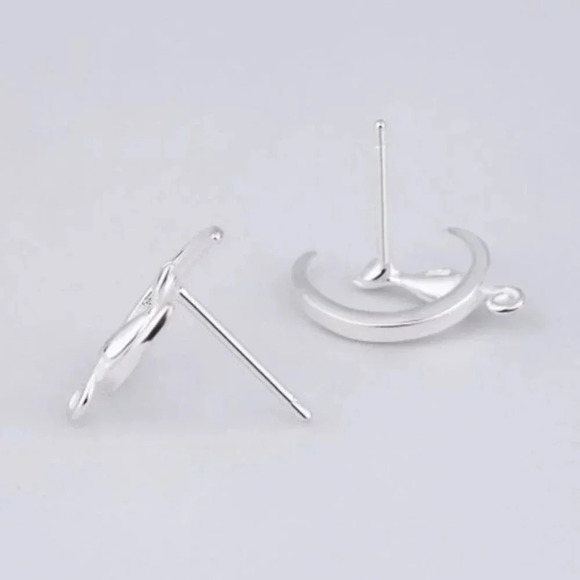 925 Sterling Silver Cat Moon Stud Earrings - Picture 4 of 5
